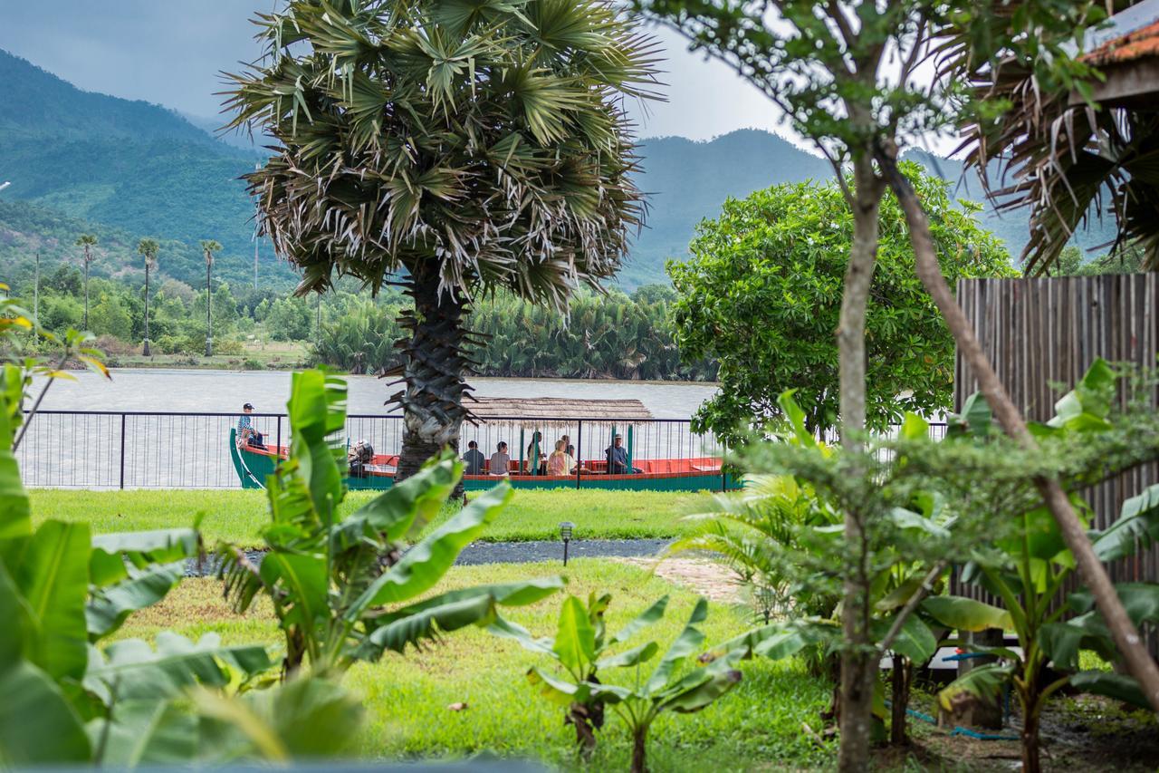 Kampot River Residence Exteriör bild